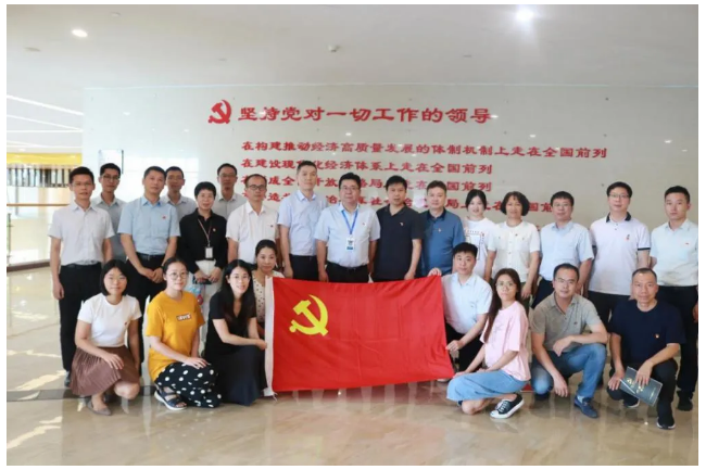 學(xué)黨史 悟思想丨興發(fā)鋁業(yè)黨委聚力“四式”舉措 全方位推動(dòng)黨史學(xué)習(xí)教育持續(xù)升溫 學(xué)黨史 悟思想丨興發(fā)鋁業(yè)黨委聚力“四式”舉措 全方位推動(dòng)黨史學(xué)習(xí)教育持續(xù)升溫