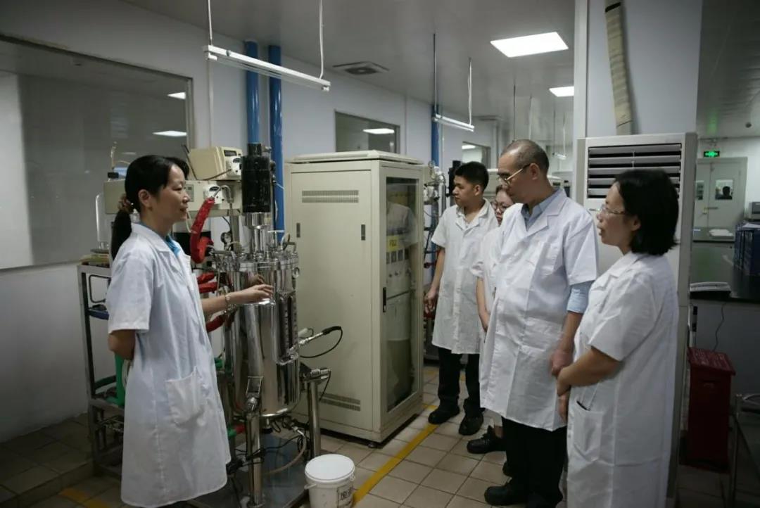 【“五強(qiáng)五化”示范黨組織系列報(bào)道之二】星湖科技技術(shù)中心黨支部:發(fā)揮創(chuàng)新引擎作用,打造“五強(qiáng)五化”示范黨組織 【“五強(qiáng)五化”示范黨組織系列報(bào)道之二】星湖科技技術(shù)中心黨支部:發(fā)揮創(chuàng)新引擎作用,打造“五強(qiáng)五化”示范黨組織
