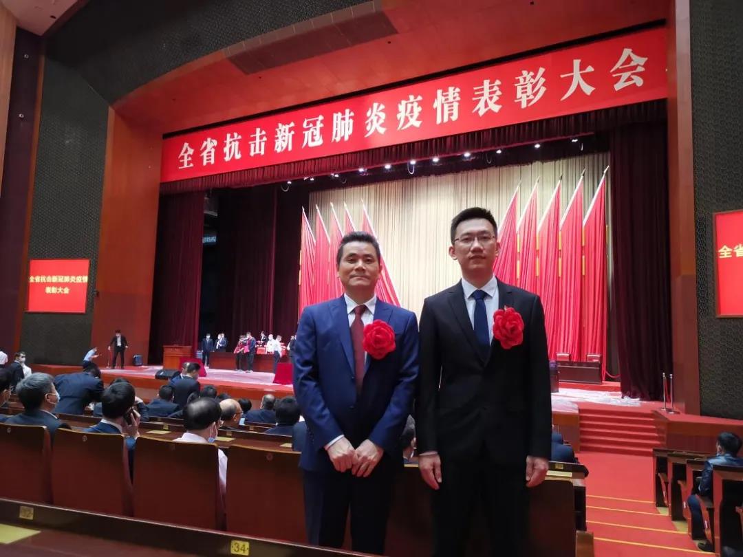 【廣新集團(tuán)“兩優(yōu)一先”典型事跡】廣東省國資系統(tǒng)先進(jìn)基層黨組織絲紡集團(tuán)醫(yī)保公司黨支部：在防疫抗疫戰(zhàn)場(chǎng)中鑄就的堅(jiān)強(qiáng)堡壘